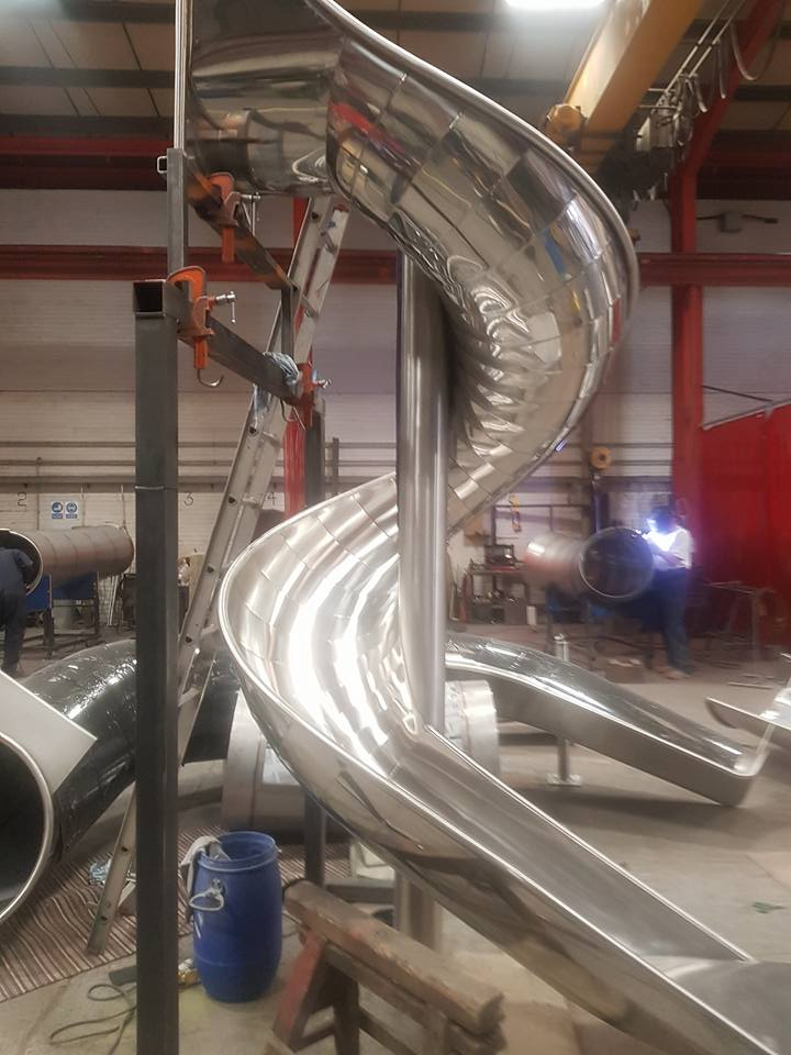 50469276_521711191649345_1844674761276260352_n